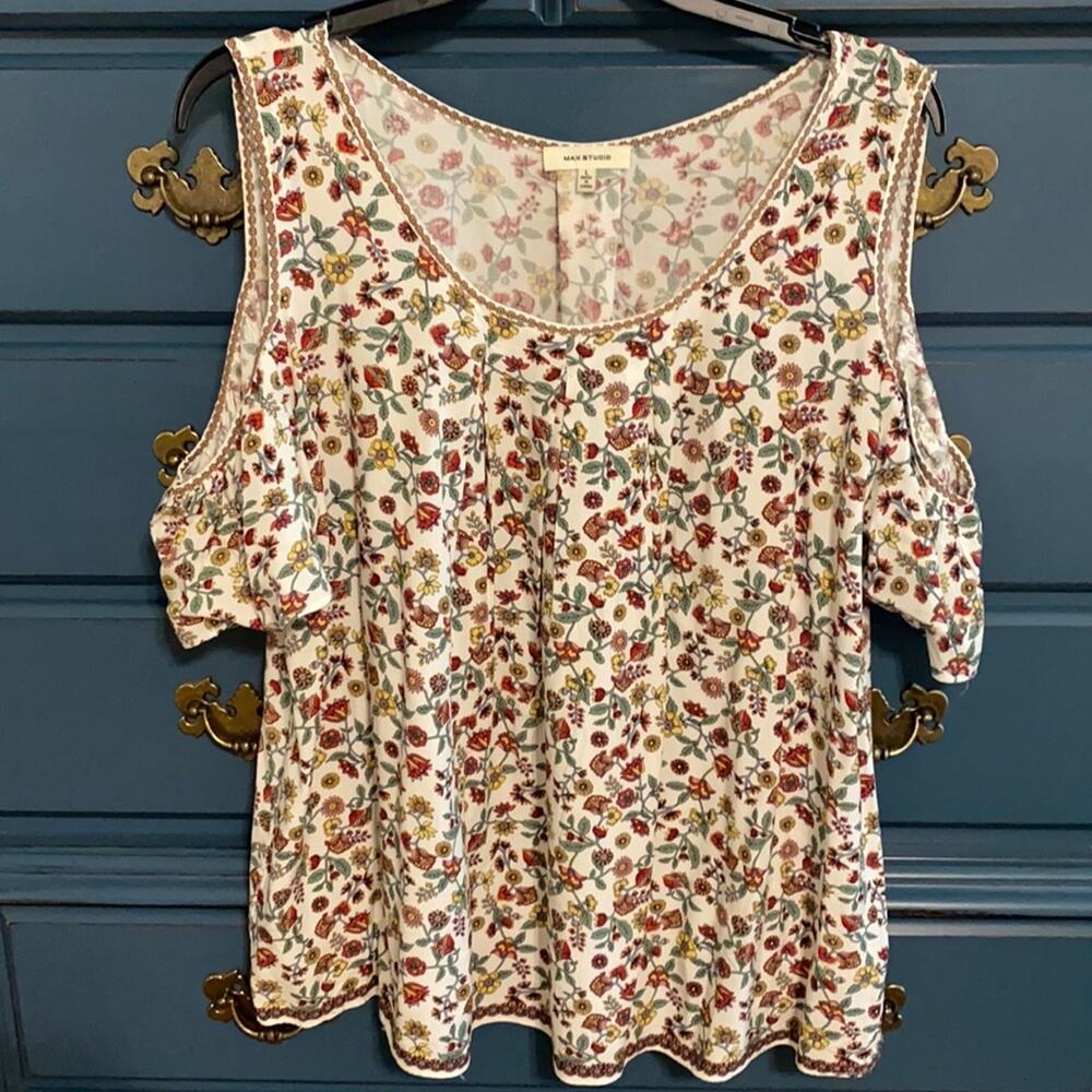 Max Studio Floral Top